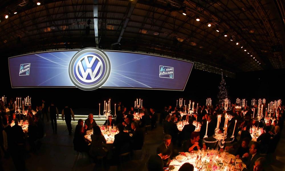 Volkswagen | Gala Dinner Evento Corporate | Stazione Leopolda Firenze | Credits: Egg Events